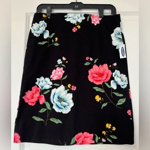 Old Navy Skirts Nwt Old Navy Floral Highwaisted Pencil Skirt